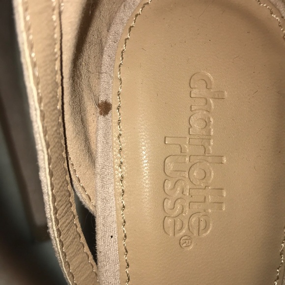 Nude suede heels - Picture 5 of 7